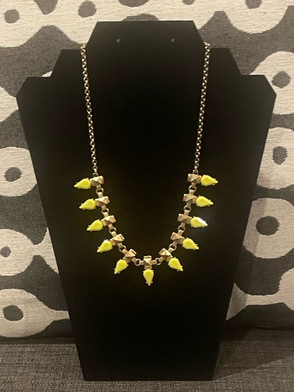 J Crew Yellow Teardrop Statement Necklace - Excellent Used Conditon.